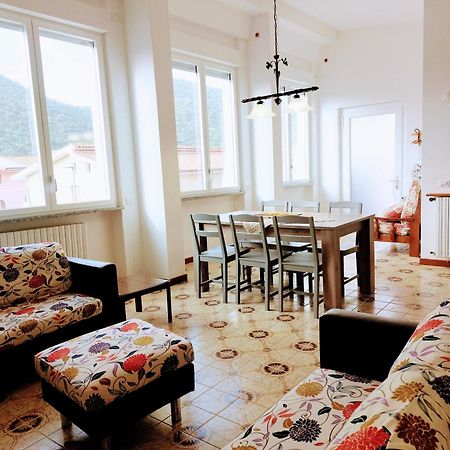 Casa Vacanze Sole E Mare Теулада Екстериор снимка