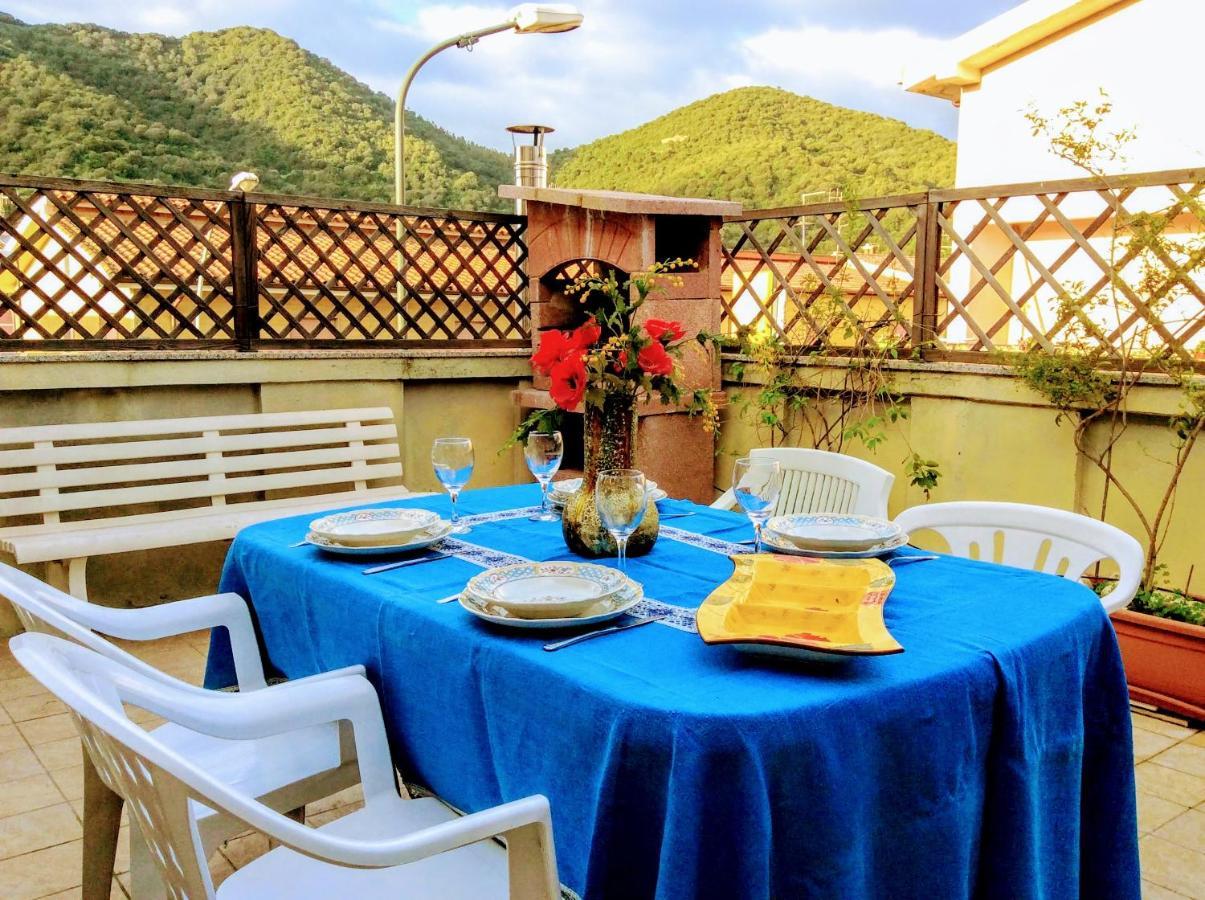 Casa Vacanze Sole E Mare Теулада Екстериор снимка