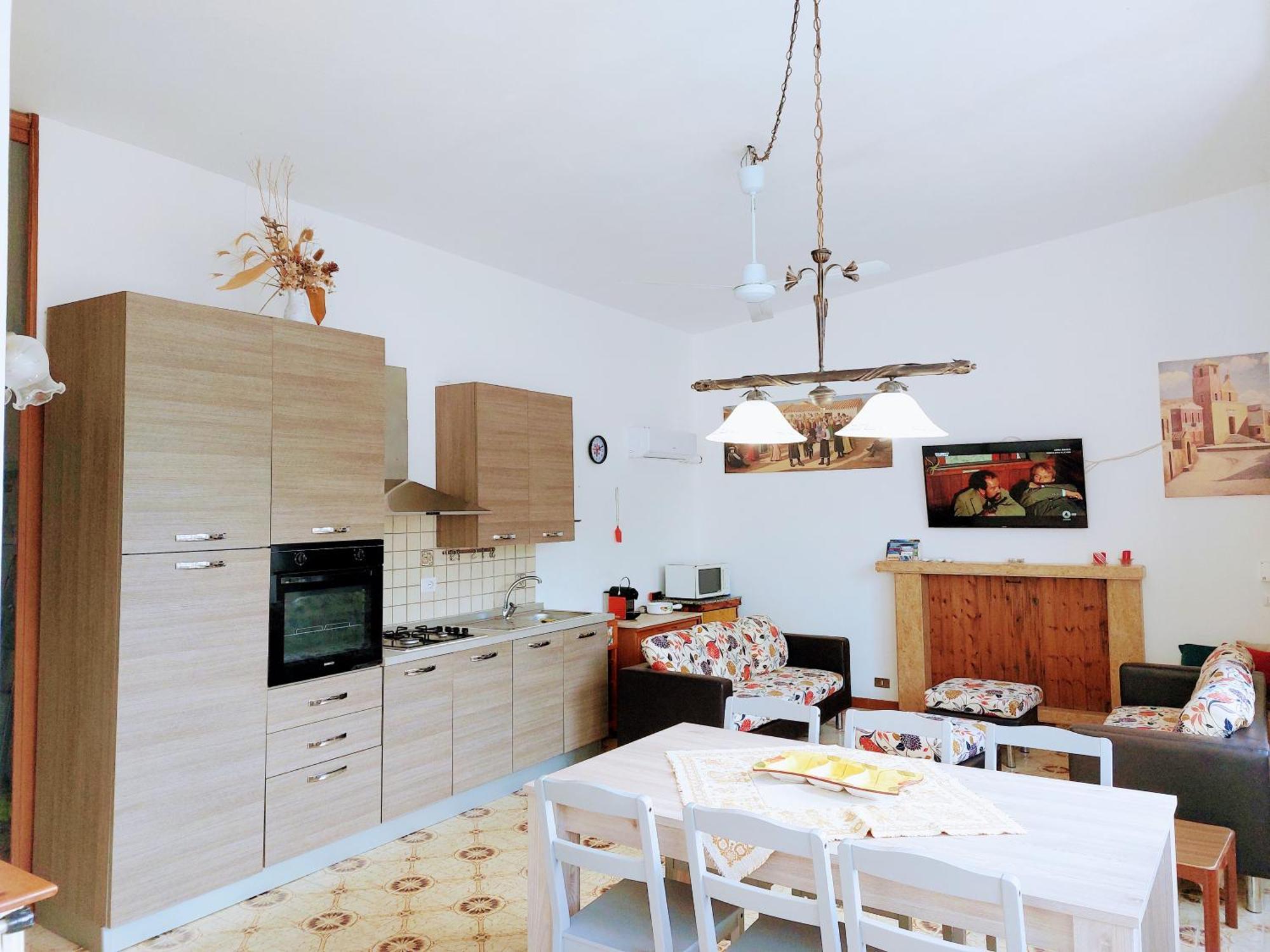 Casa Vacanze Sole E Mare Теулада Екстериор снимка